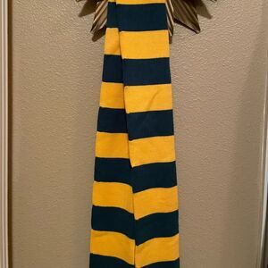 Cejon Yellow and Green Women’s Scarf